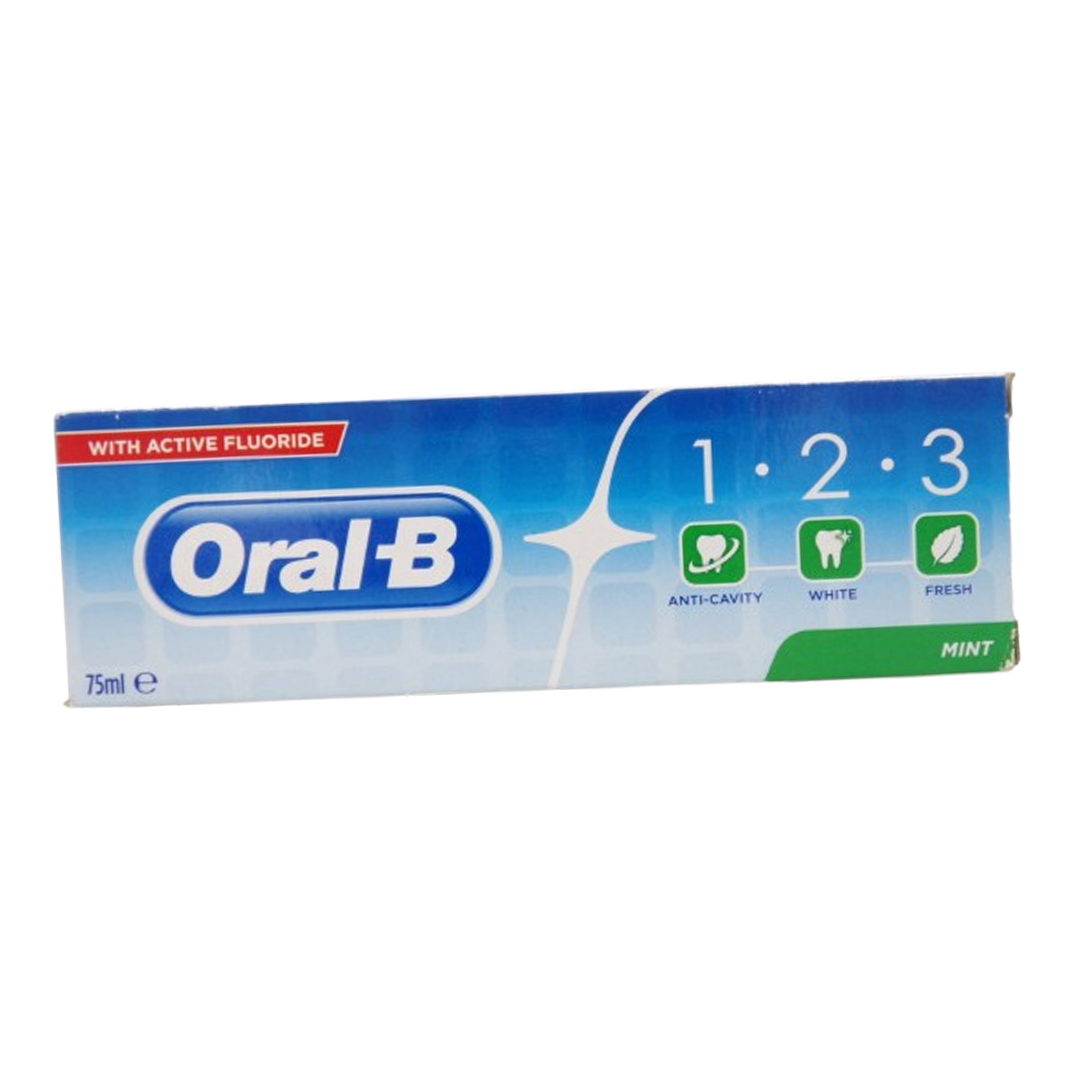 1025